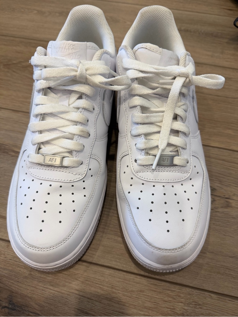 Nike White Men's Low-Top Sneakers
